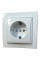 Розетка вн. устан. 1-а з/к з зах. шторк. біла IP20 TNSy Malta