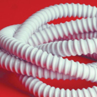 Труба гнучка армована вн. д.28мм, 57028, ДКС